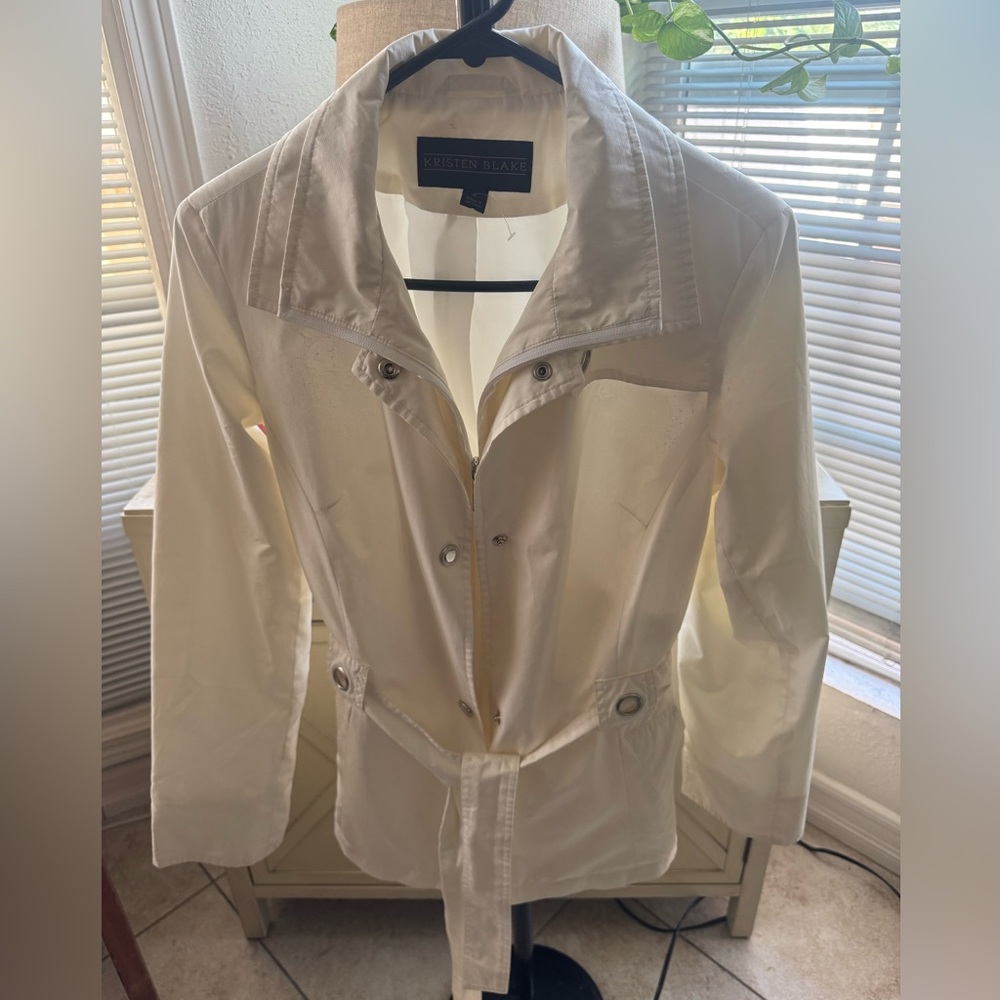 Kristen Blake White Jacket